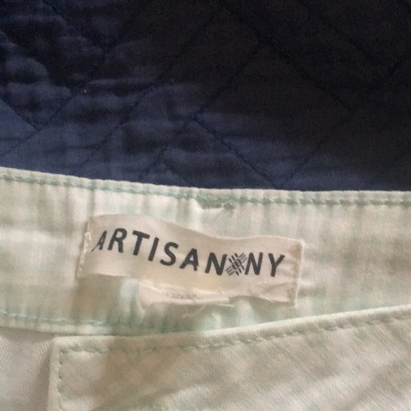 Shorts - Picture 2 of 2